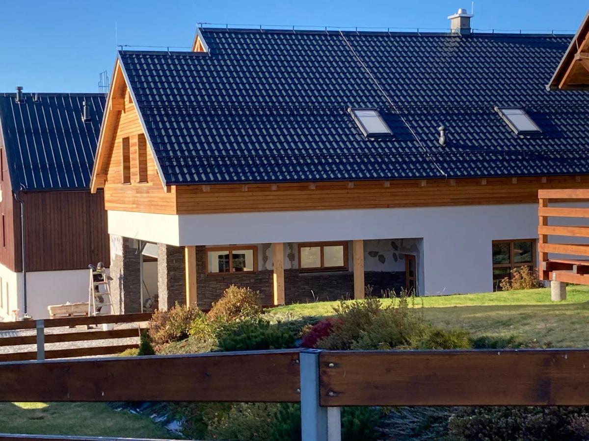 Apartmany Hacienda Boží Dar Zewnętrze zdjęcie